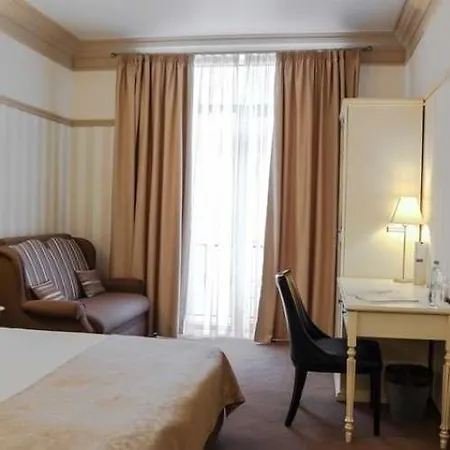 Premier Geneva 4* אודסה